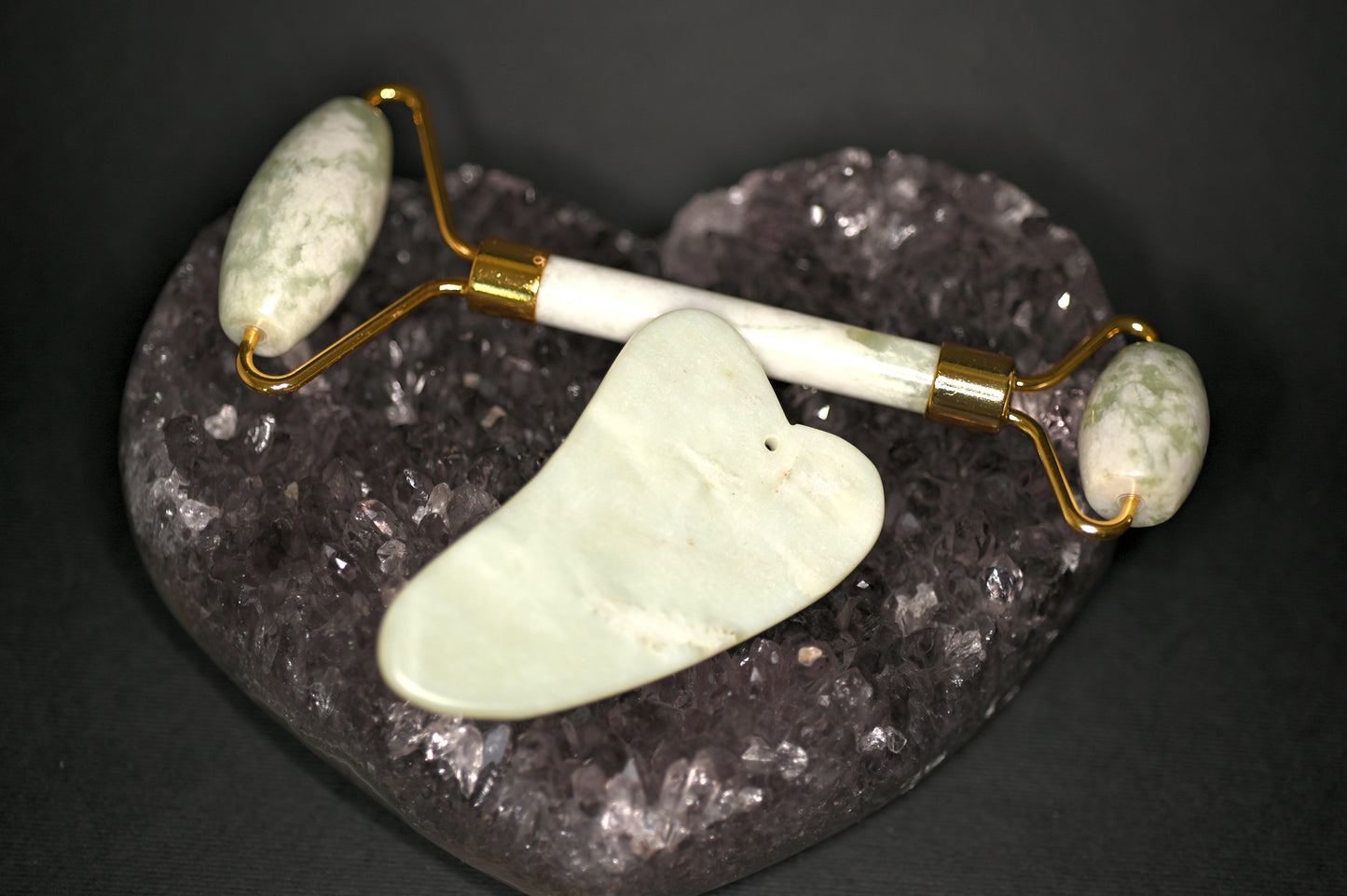KIT FACE ROLLER E GUA SHA IN GIADEITE - Manucrystals