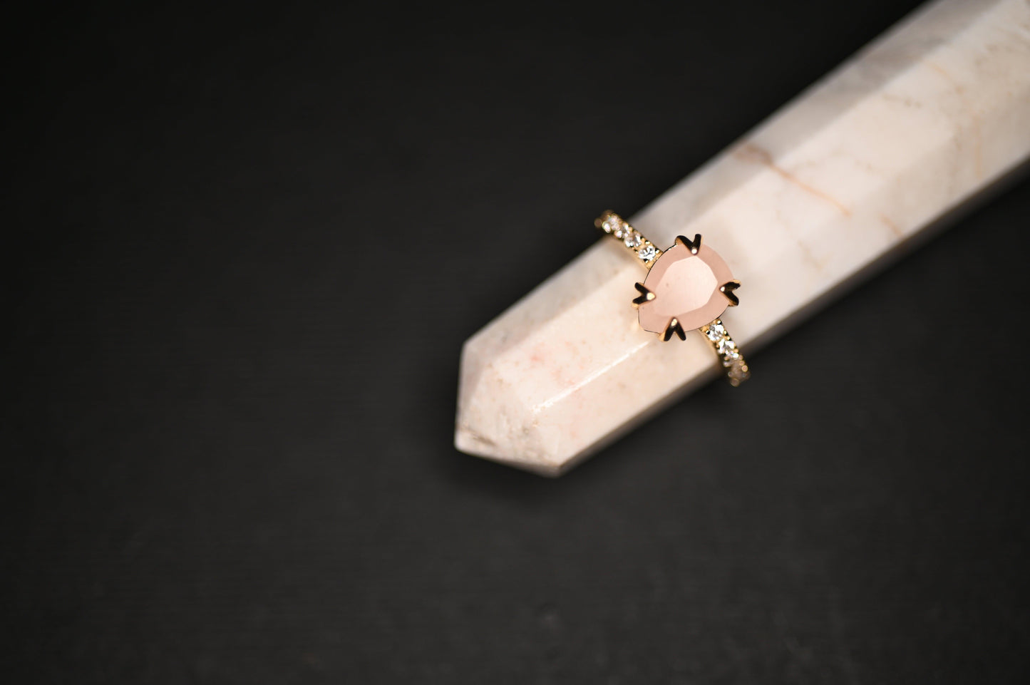 ANELLO IN QUARZO ROSA - Manucrystals