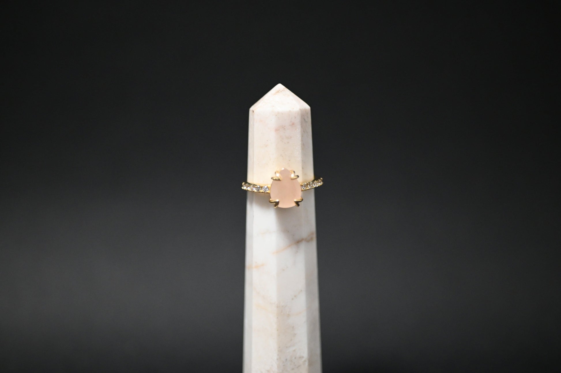 ANELLO IN QUARZO ROSA - Manucrystals