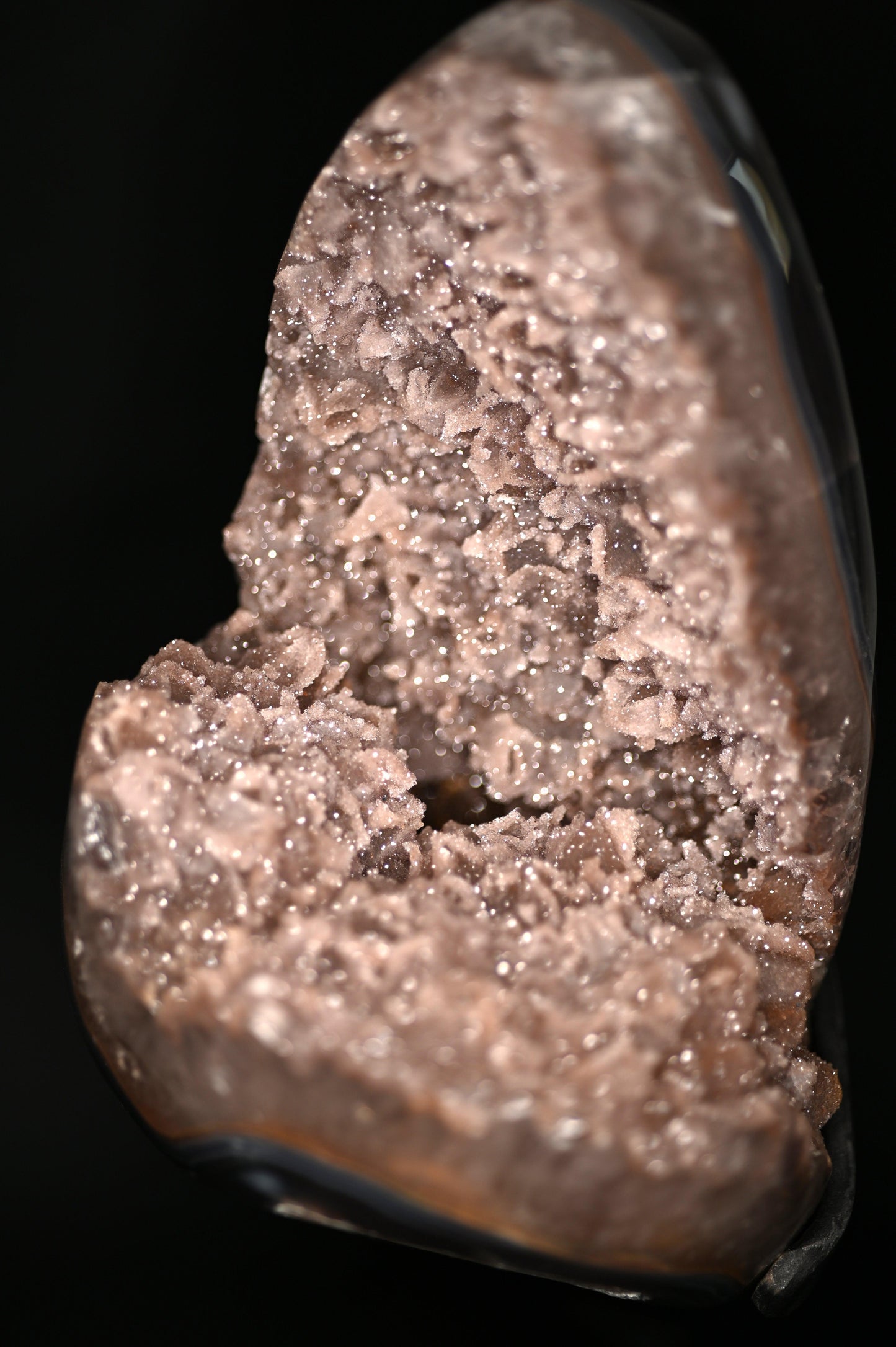 DRUSA DI AMETISTA STALATTITE ROSA SU STAND - Manucrystals