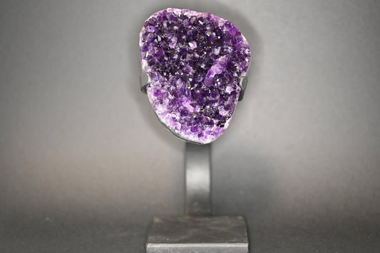DRUSA DI AMETISTA SU STAND - Manucrystals