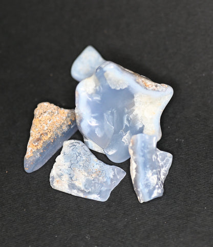 GREZZE CALCEDONIO SACCHETTINO DA 80/90 GRAMMI - Manucrystals
