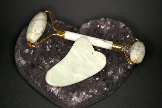 KIT FACE ROLLER E GUA SHA IN GIADEITE - Manucrystals
