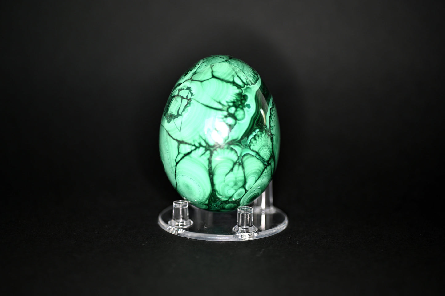 UOVA IN MALACHITE 500GR CON SUPPORTO - Manucrystals
