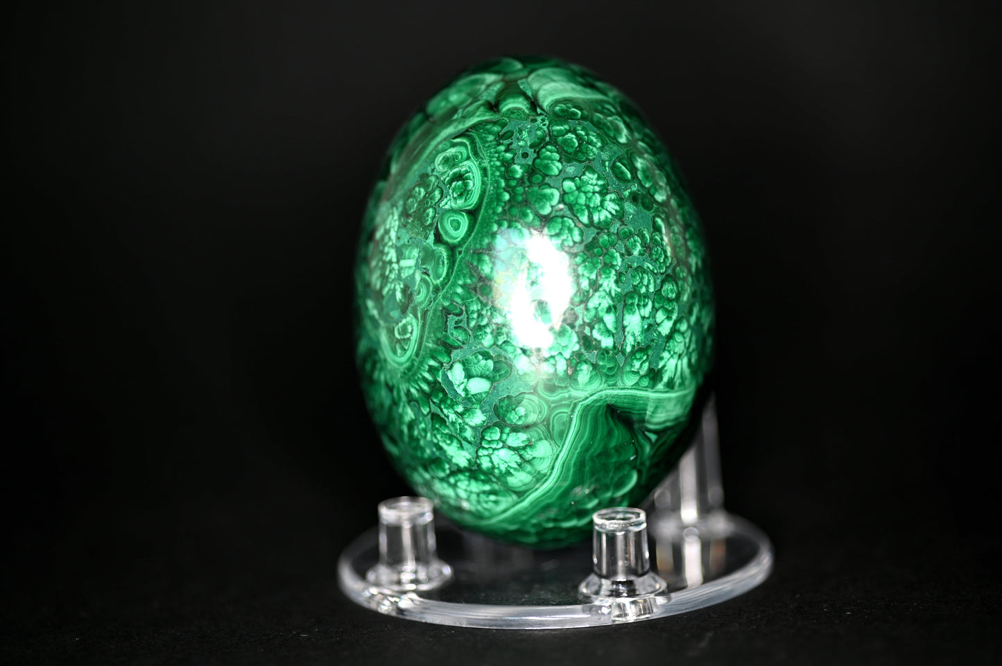 UOVA IN MALACHITE 500GR CON SUPPORTO - Manucrystals